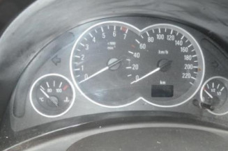 Malle/Hayon arriere OPEL TIGRA 2