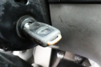 Serrure avant droit VOLKSWAGEN GOLF 4