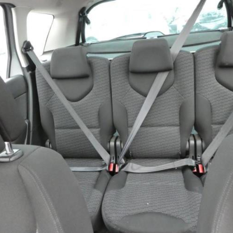 Barres de toit PEUGEOT 308 1 SW Photo n°8