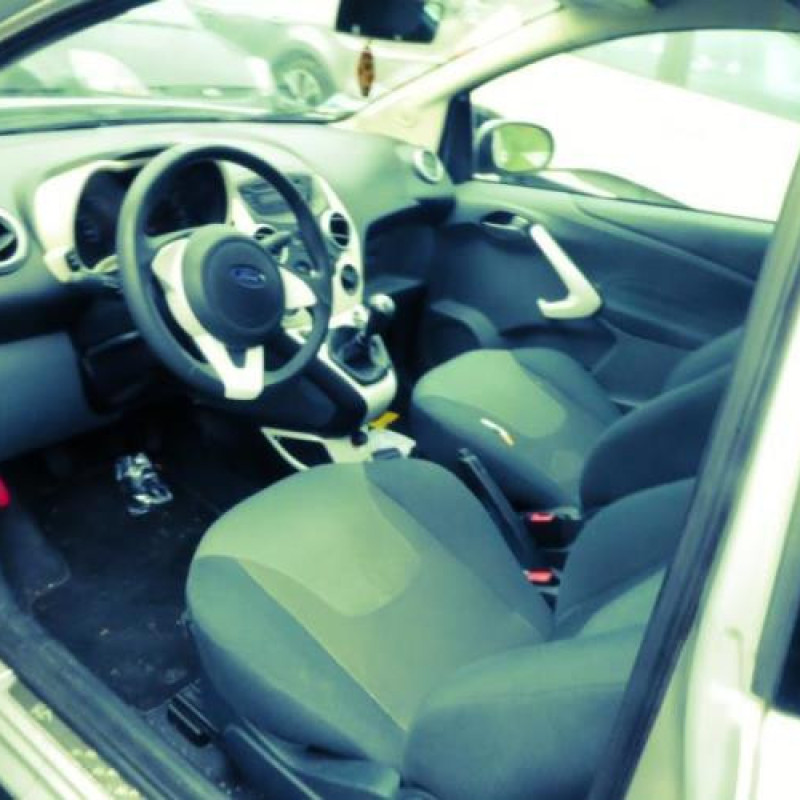 Feu arriere stop central FORD KA 2 Photo n°8