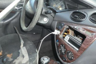 Moteur essuie glace arriere FORD FOCUS 1