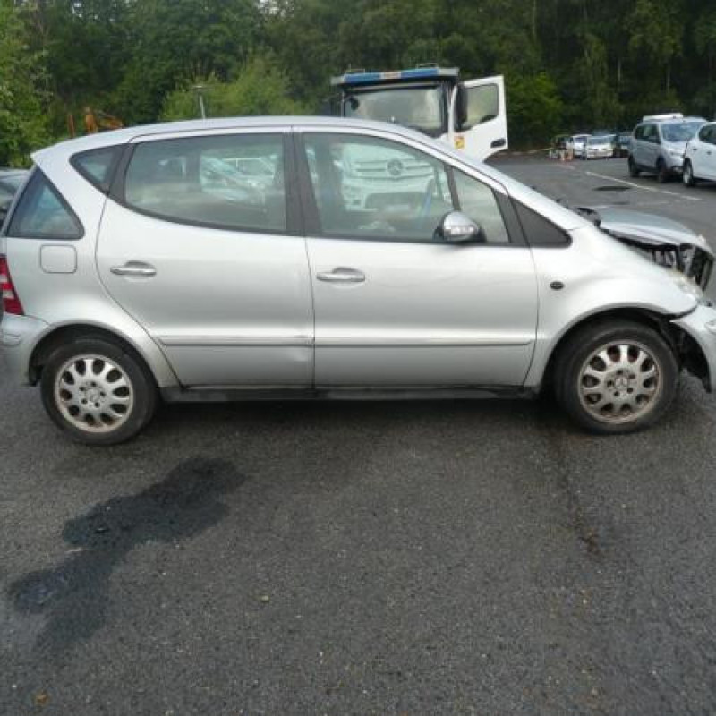 Leve vitre electrique avant gauche MERCEDES CLASSE A 168 Photo n°4