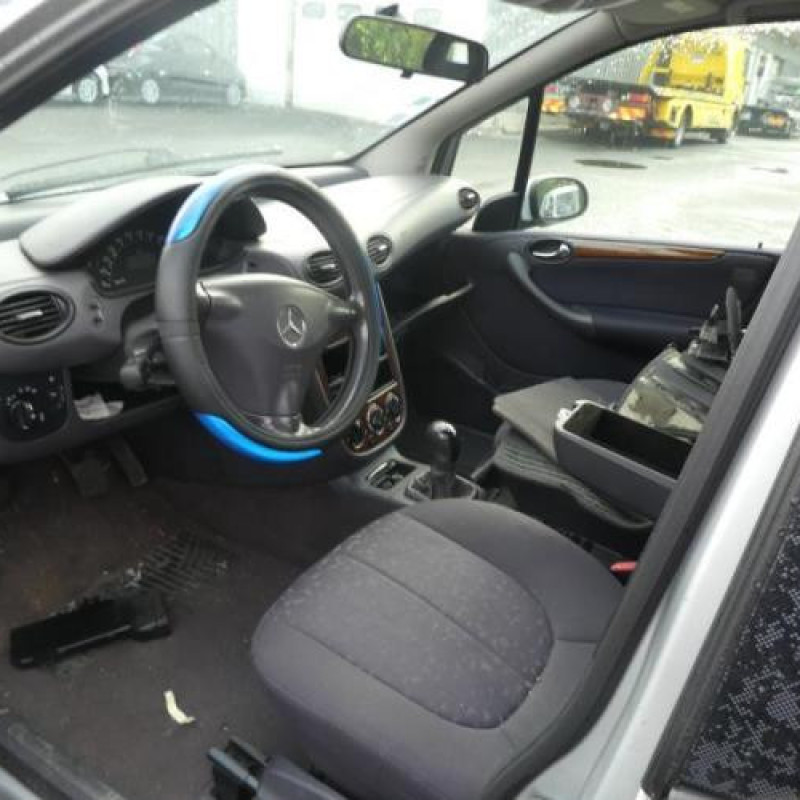 Leve vitre electrique avant gauche MERCEDES CLASSE A 168 Photo n°7