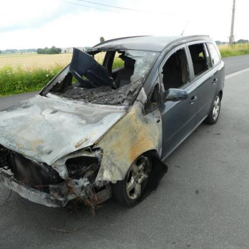 Leve vitre electrique avant droit OPEL ZAFIRA B Photo n°3