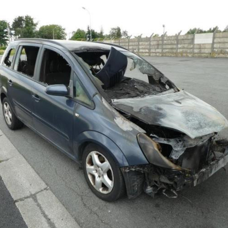 Leve vitre electrique avant gauche OPEL ZAFIRA B Photo n°4