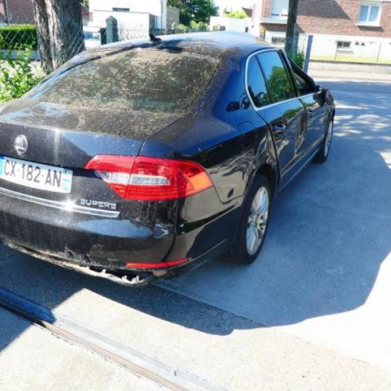 Bras essuie glace avant droit SKODA SUPERB 2 Photo n°4