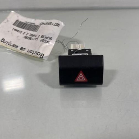 Bouton de warning SKODA SUPERB 2 Photo n°1