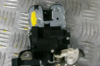 Serrure de coffre SKODA SUPERB 2