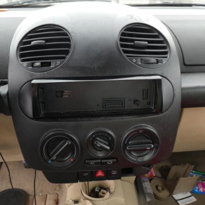 Porte avant gauche VOLKSWAGEN NEW BEETLE 1 Photo n°14