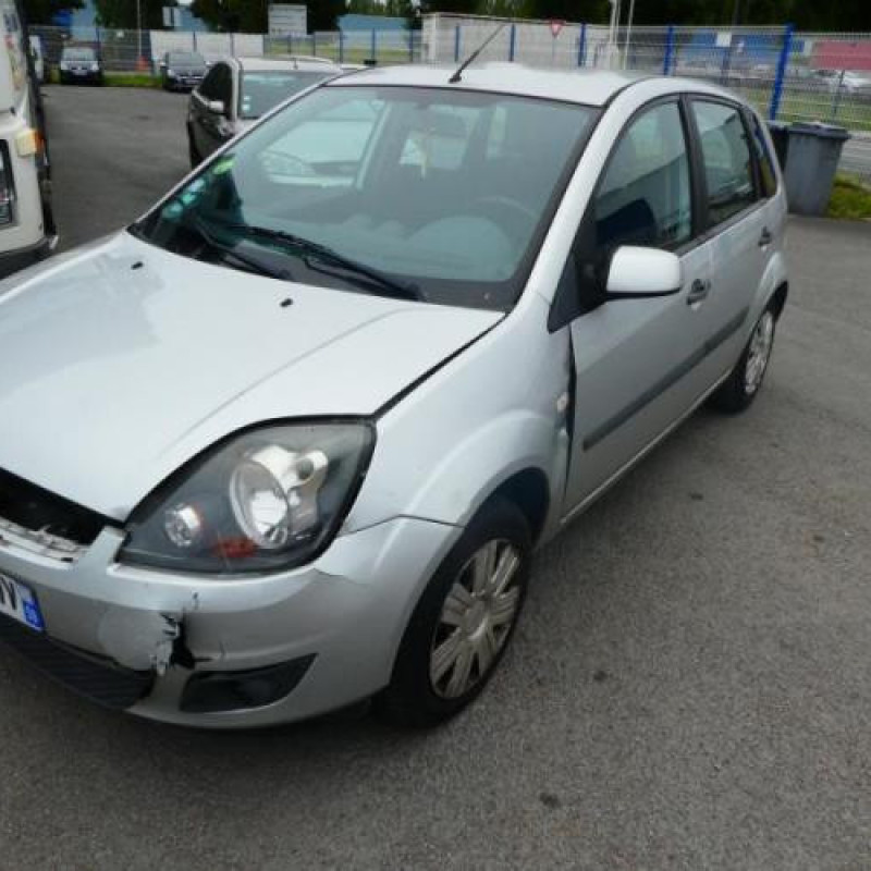 Alternateur FORD FIESTA 5 Photo n°3