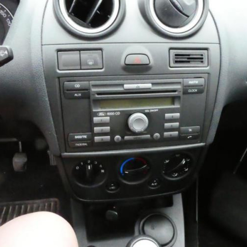 Alternateur FORD FIESTA 5 Photo n°9