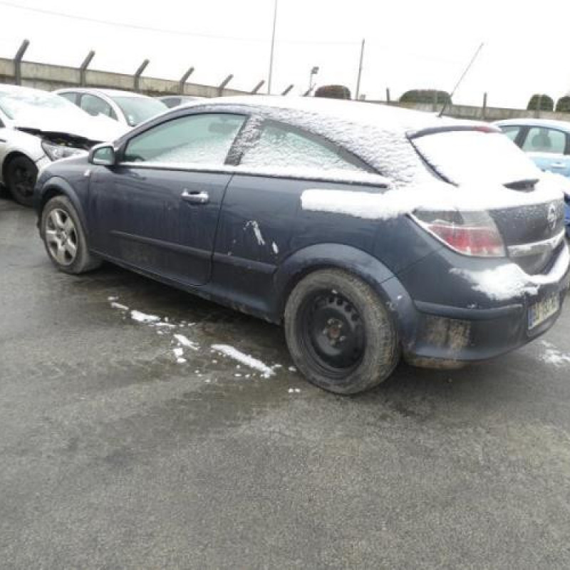 Malle/Hayon arriere OPEL ASTRA H Photo n°6