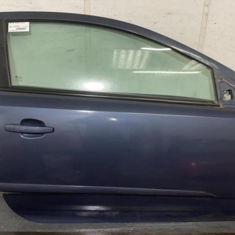 Porte avant droit OPEL ASTRA H Photo n°1