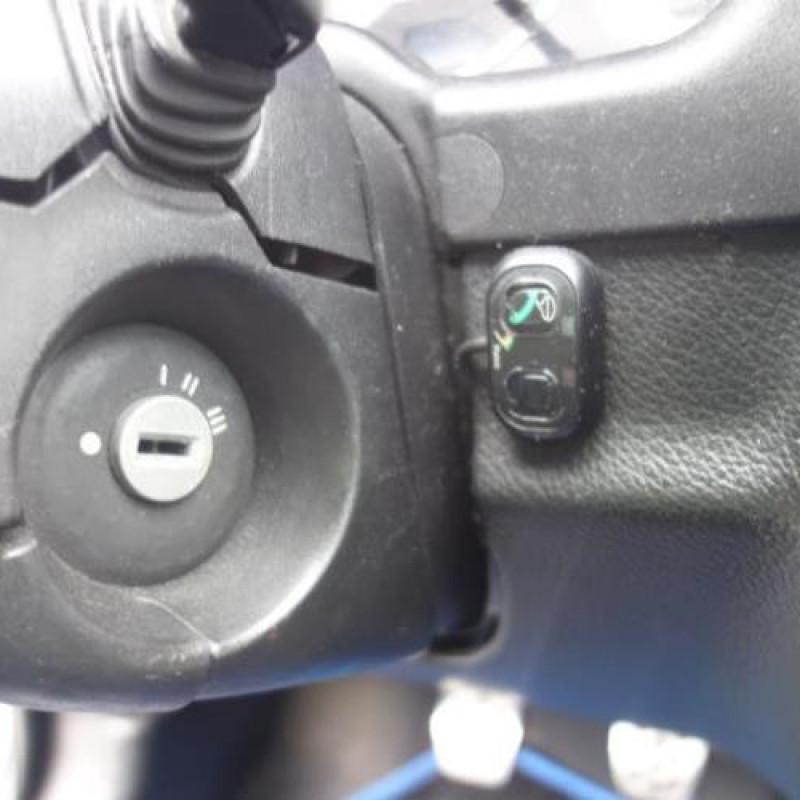 Porte avant droit OPEL ASTRA G Photo n°12