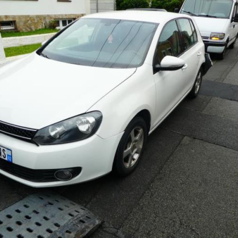Moteur essuie glace arriere VOLKSWAGEN GOLF 6 Photo n°3