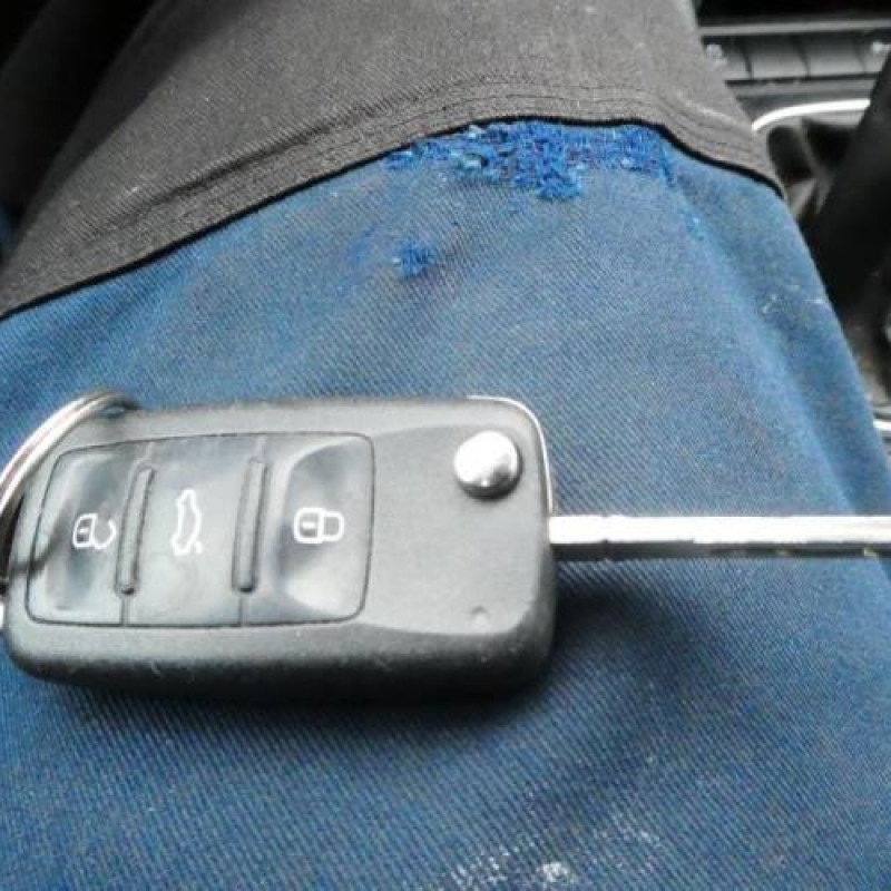 Moteur essuie glace arriere VOLKSWAGEN GOLF 6 Photo n°11