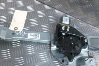 Leve vitre electrique avant droit PEUGEOT 208 1 Photo n°1