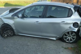 Leve vitre electrique avant droit PEUGEOT 208 1