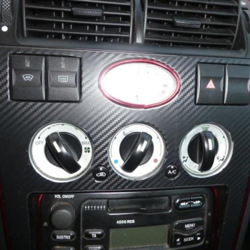 Pretensionneur de ceinture avant droit FORD MONDEO 2 Photo n°10