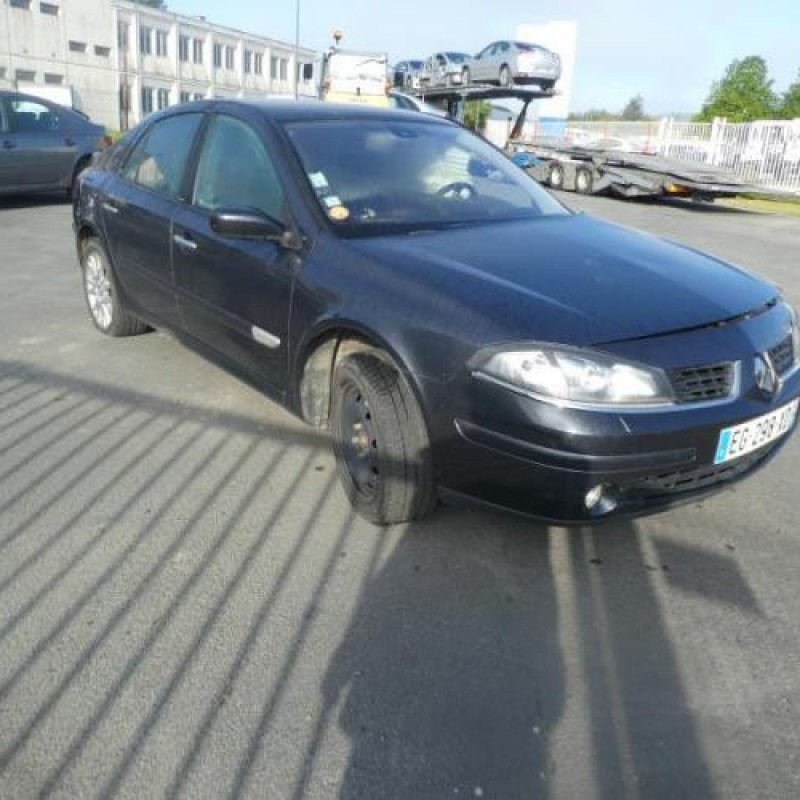 Compresseur clim RENAULT LAGUNA 2 Photo n°4