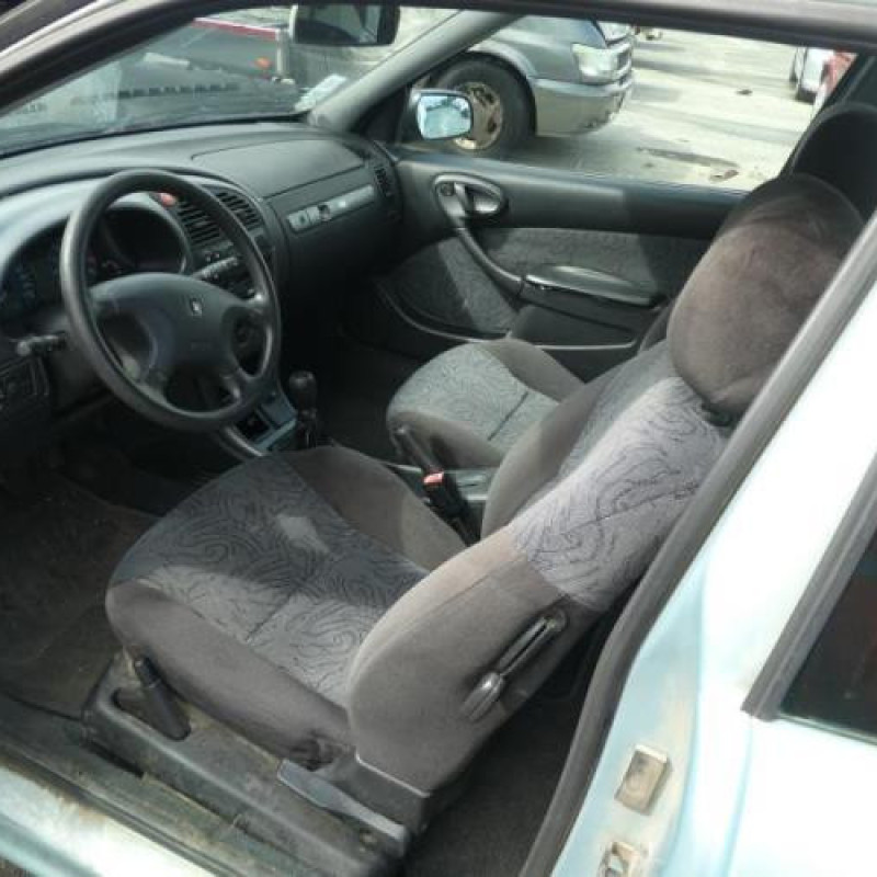 Leve vitre electrique avant gauche CITROEN XSARA Photo n°7