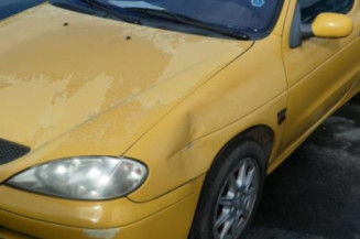 Porte avant droit RENAULT MEGANE 1