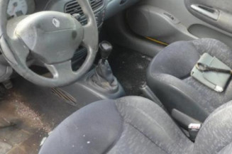 Porte avant droit RENAULT MEGANE 1