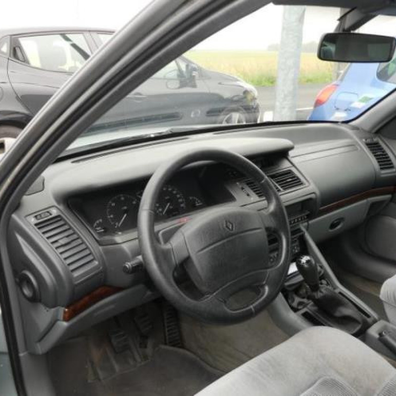 Serrure avant droit RENAULT SAFRANE Photo n°7