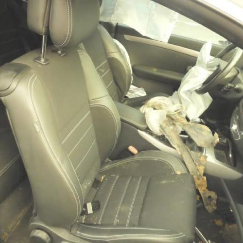 Malle/Hayon arriere RENAULT LAGUNA 3 Photo n°8
