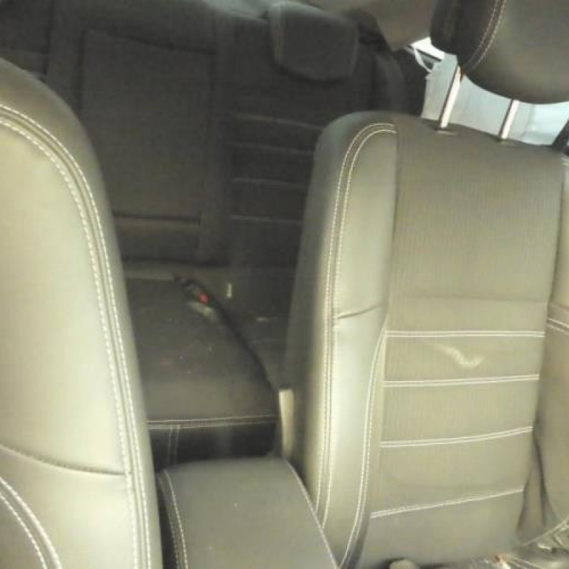 Malle/Hayon arriere RENAULT LAGUNA 3 Photo n°9
