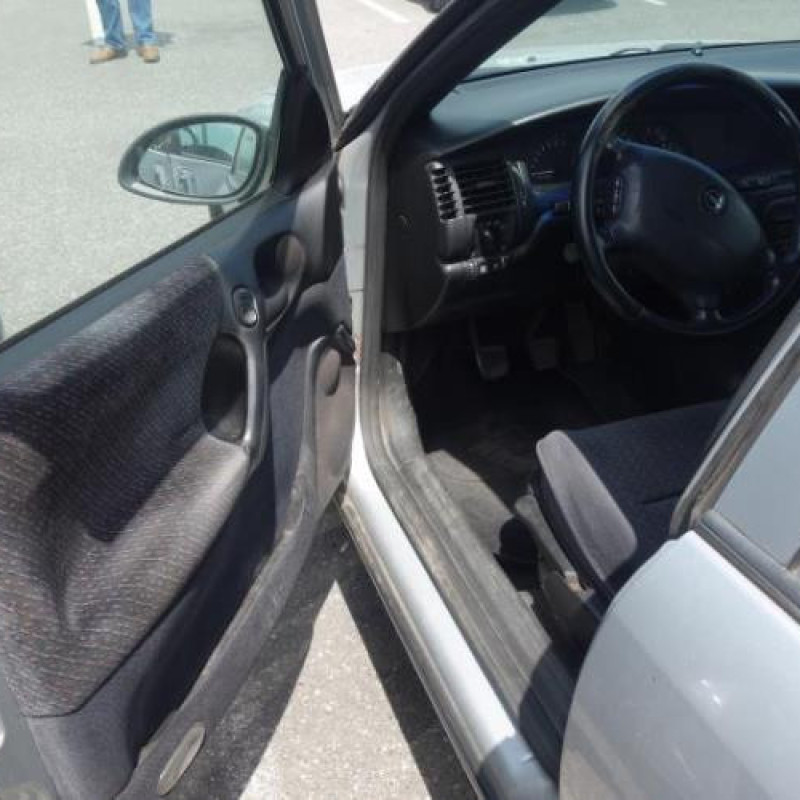 Capot OPEL VECTRA B Photo n°6