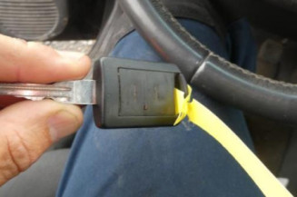 Leve vitre electrique avant gauche OPEL CORSA C