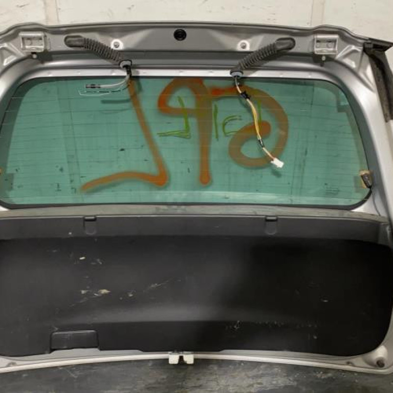 Malle/Hayon arriere OPEL AGILA B Photo n°2