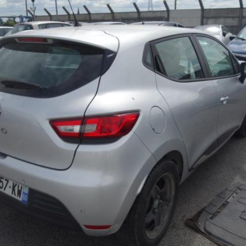 Compresseur clim RENAULT CLIO 4 Photo n°5