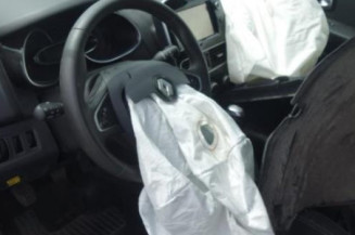 Compresseur clim RENAULT CLIO 4