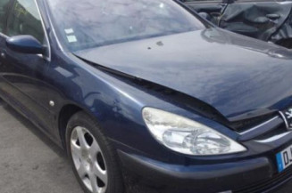 Pare choc arriere PEUGEOT 607