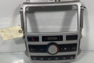 Commande chauffage TOYOTA AVENSIS VERSO Photo n°1