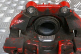 Etrier avant droit (freinage) PEUGEOT 208 1