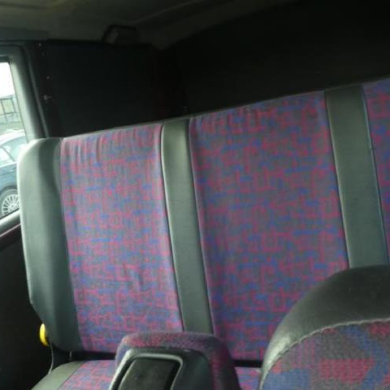 Capot MERCEDES VITO 638 Photo n°9