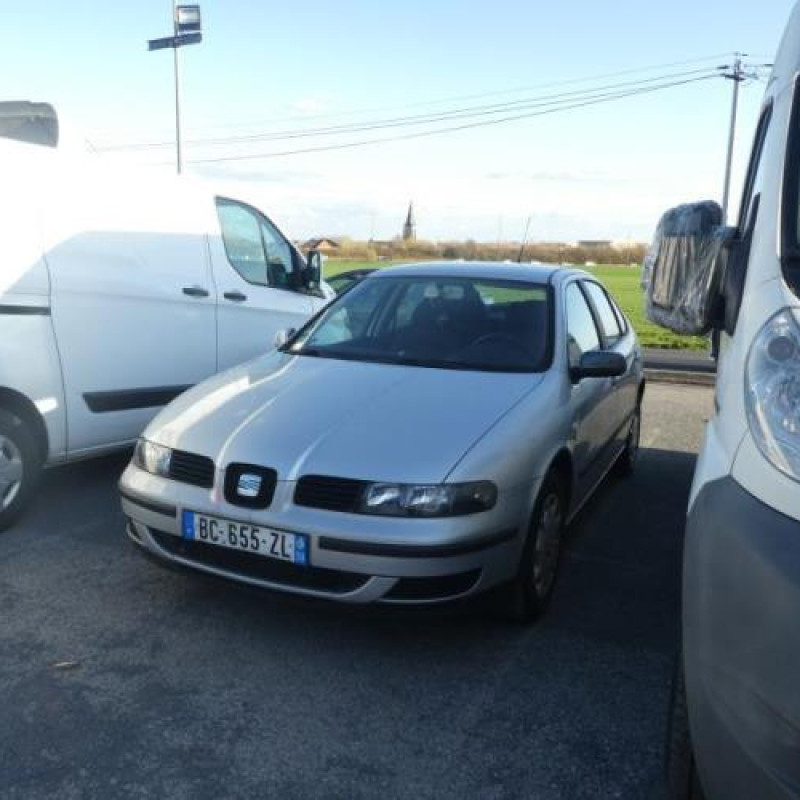 Porte arriere gauche SEAT LEON 1 Photo n°3