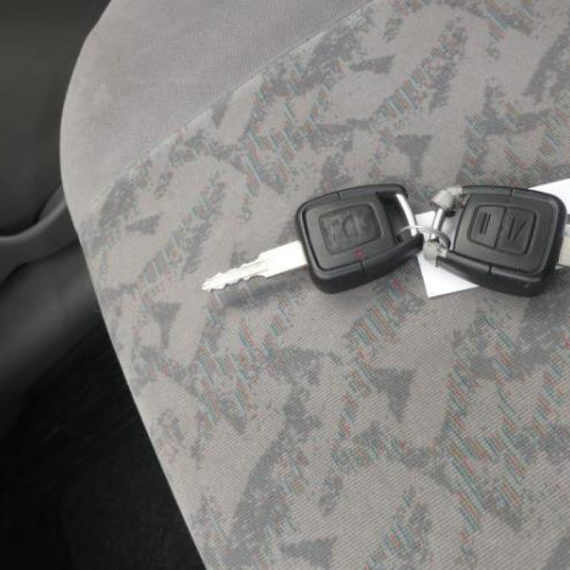 Serrure de coffre OPEL ZAFIRA A Photo n°13