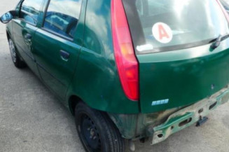 Serrure arriere droit FIAT PUNTO 2