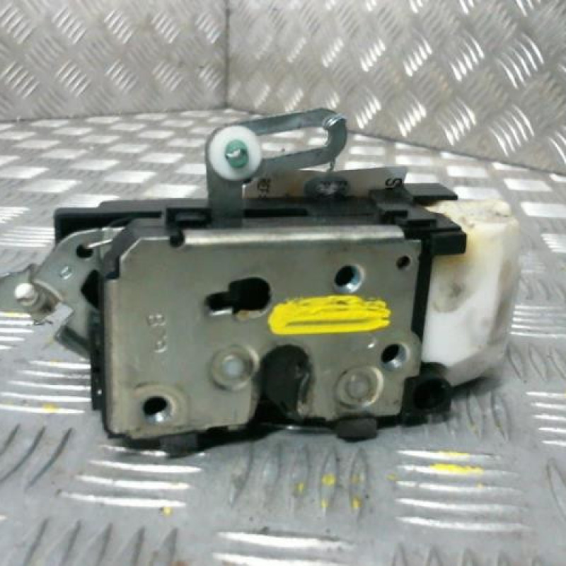 Serrure avant droit FIAT PUNTO 2 Photo n°1