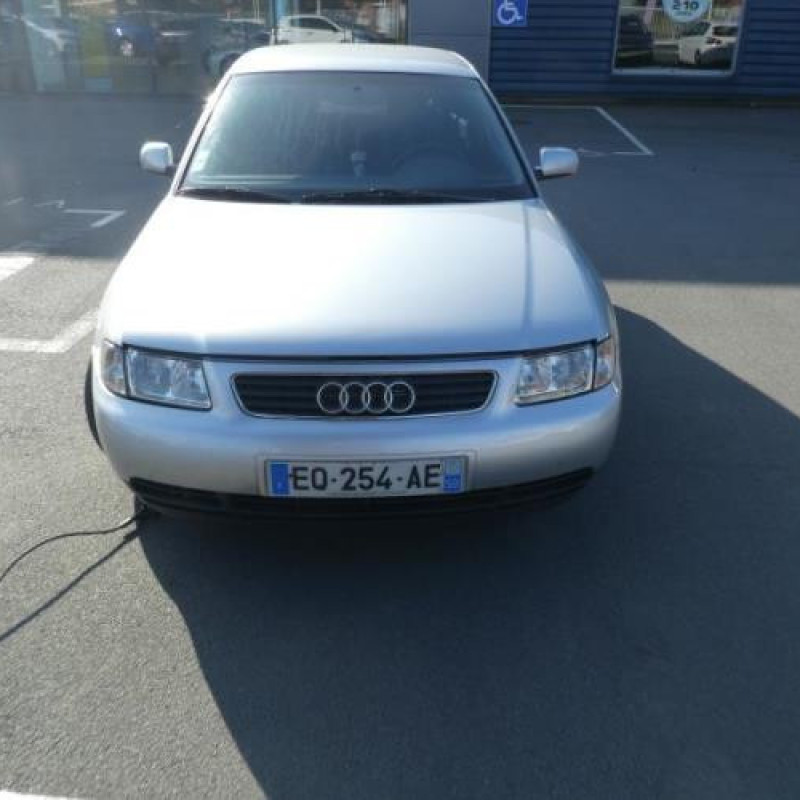 Pare soleil gauche AUDI A3 1 Photo n°3