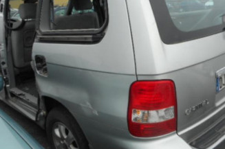 Malle/Hayon arriere KIA CARNIVAL 1