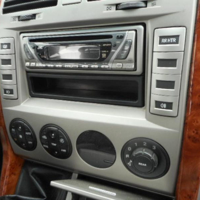 Malle/Hayon arriere KIA CARNIVAL 1 Photo n°9