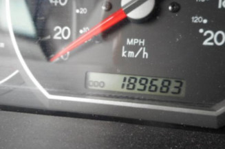 Malle/Hayon arriere KIA CARNIVAL 1