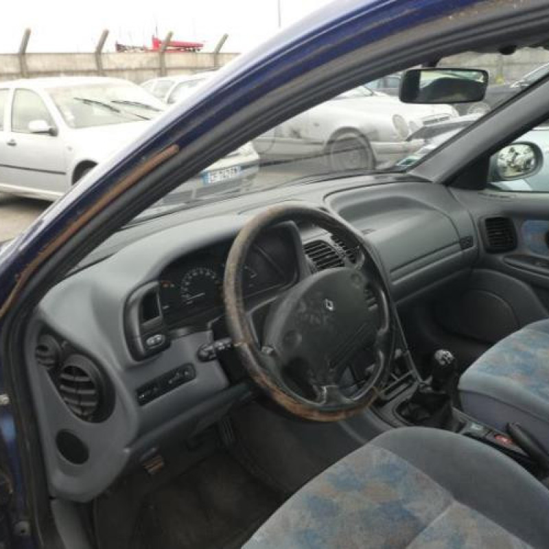 Pare soleil droit RENAULT LAGUNA 1 Photo n°7