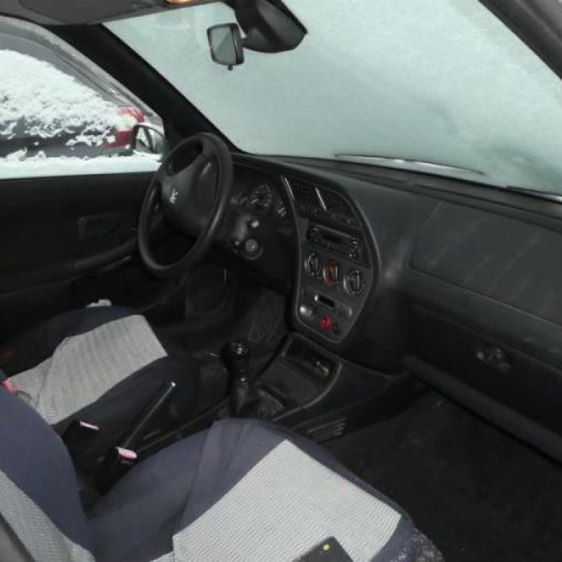 Malle/Hayon arriere PEUGEOT 306 Photo n°8