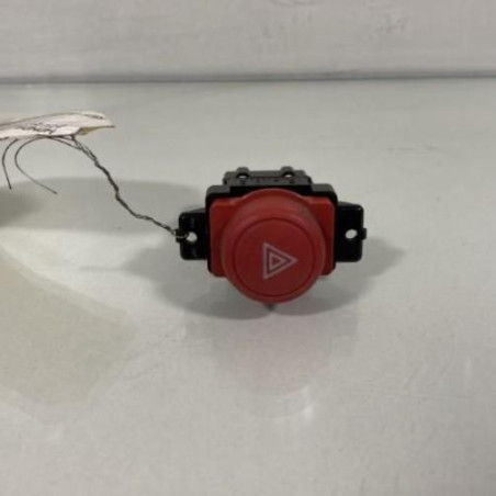 Bouton de warning HONDA CIVIC 7 Photo n°1